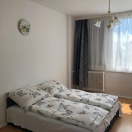 Juti Apartman Eger Exterior foto